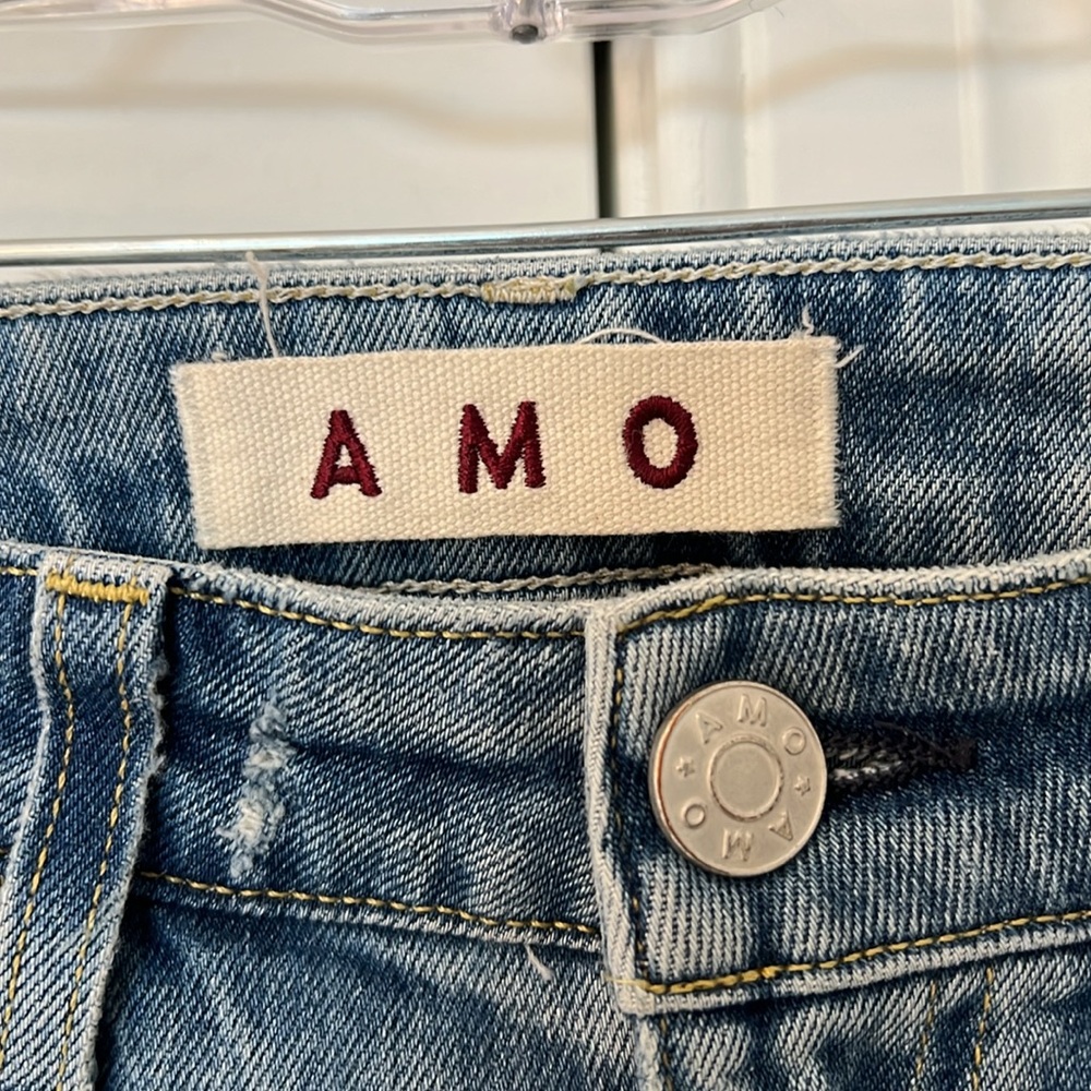 AMO Jeans - Picture 2 of 5